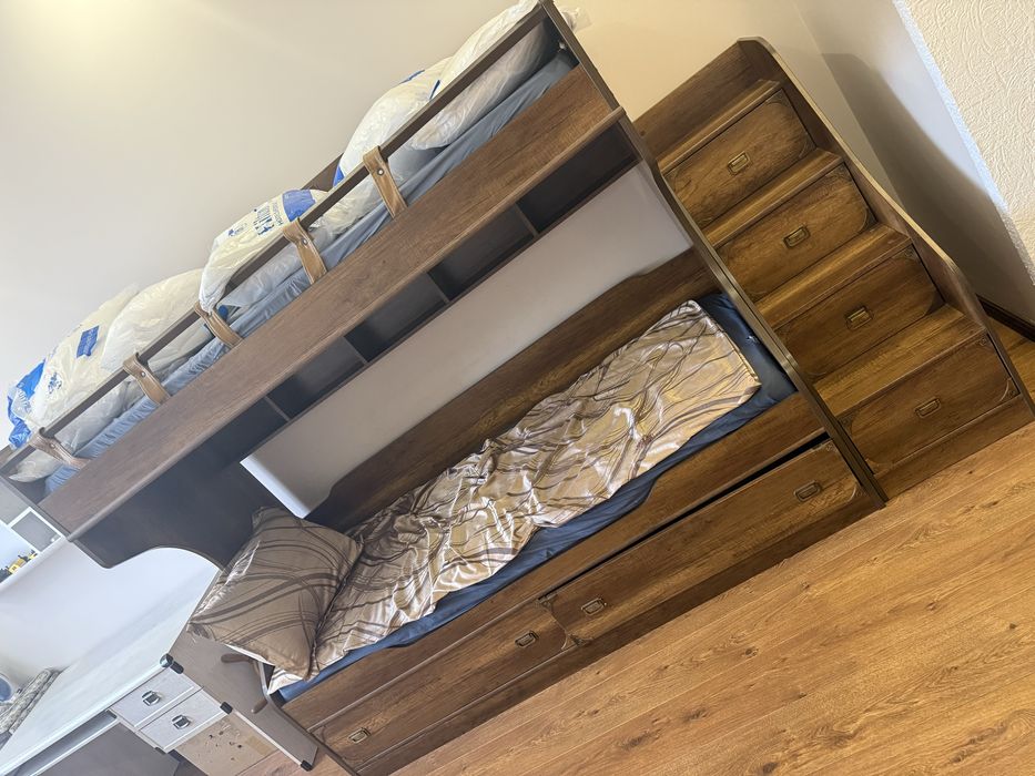 Кровать детская двухярусная