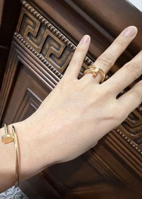 Продам золотой браслет с кольцом