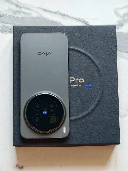 Vivo X300 Pro 512 gb Ram 16