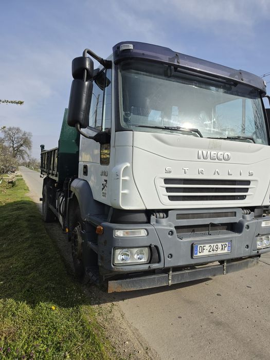 Iveco stralis 4x2 basculabil cu Macara Hiab 3800kg