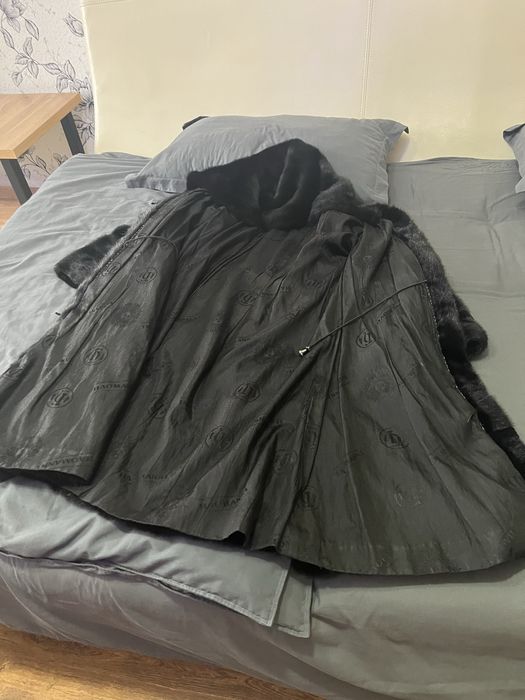 Продаю норковую шубу