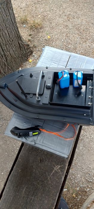 Лодка за захранка