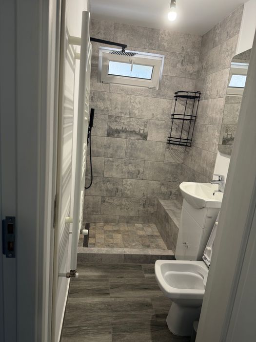 Apartament cu 3 camere in Marasesti
