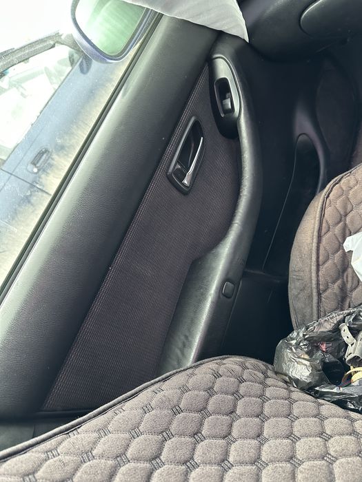 Продам машину субару легаси 2002