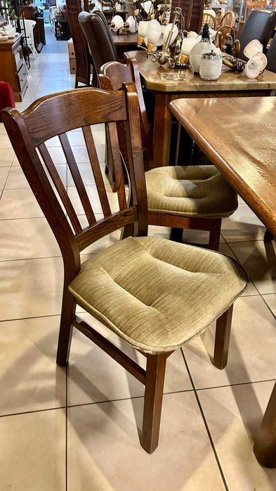 Масивна дъбова маса в комплект с 4 стола Холандия