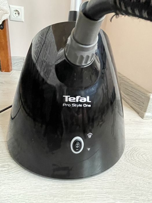 Срочно продам отпариватель марки Tefal
