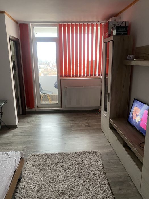 Dau in chirire garsoniera Burdea