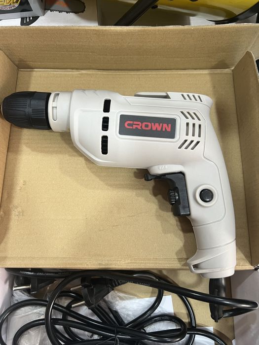 Drel CROWN. Дрель 850в