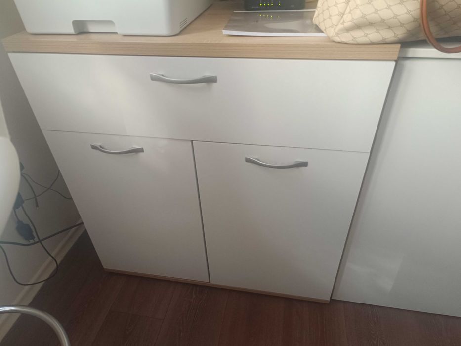 Скрин с чекмедже