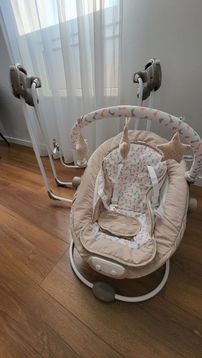 Електрическа люлка-шезлонг Chipolino - Парадайз, бежова панделка