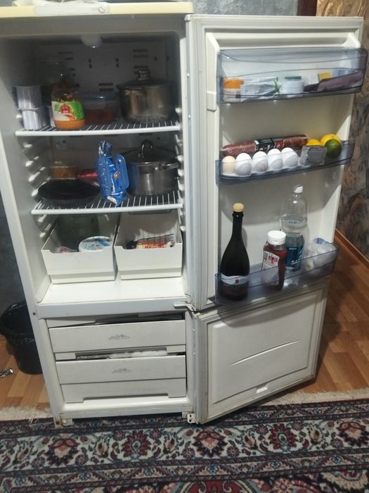 Продам холодильник