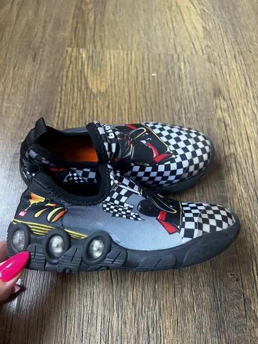 Детски пантофи