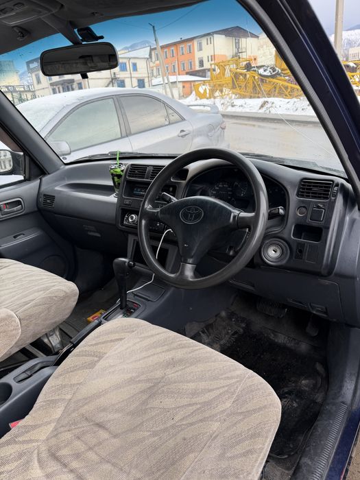 Продам авто Тайота Рав4