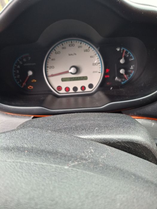 Hyundai i 10 2008 tel 07w55w26w48w94.