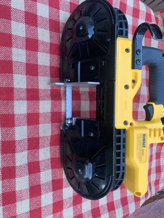 DeWALT DCS 371/акумулаторен лентов трион