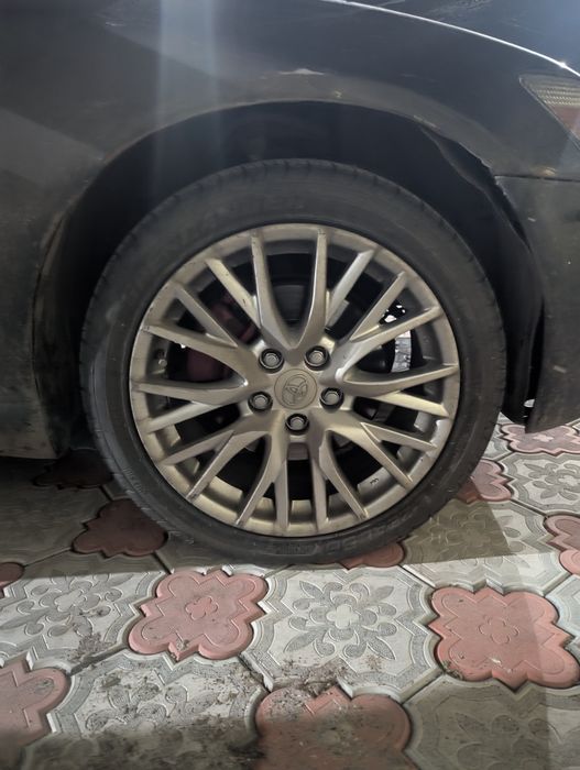 Продам р17 ориг от Лексуса