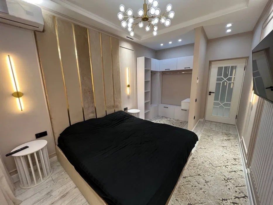 Сдается Уютная 2-ком квартира со своим двориком на Ц1