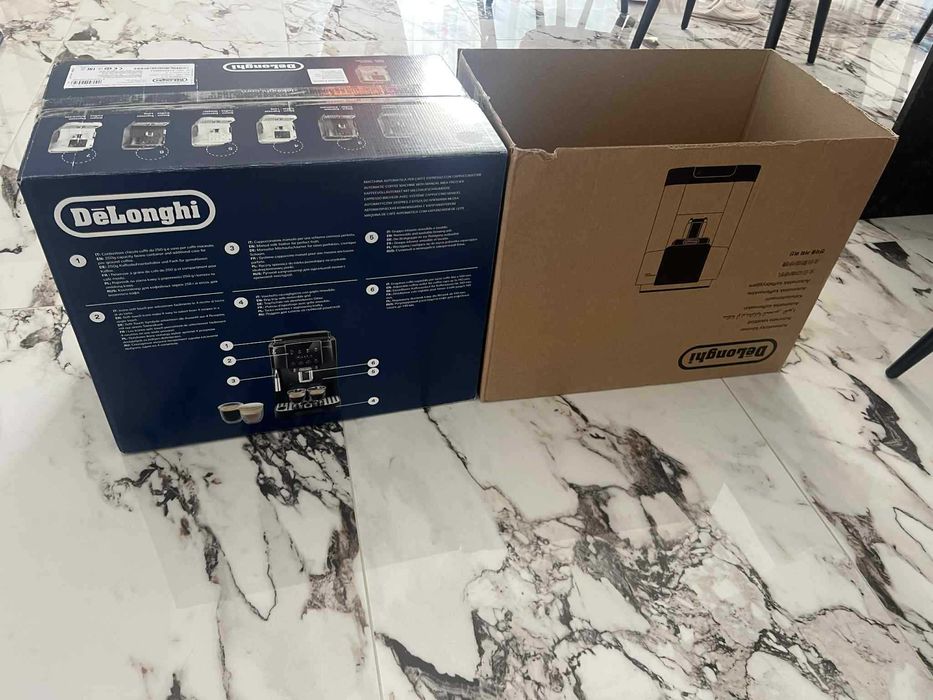 Кафеавтомат DELONGHI Magnifica Start, използван