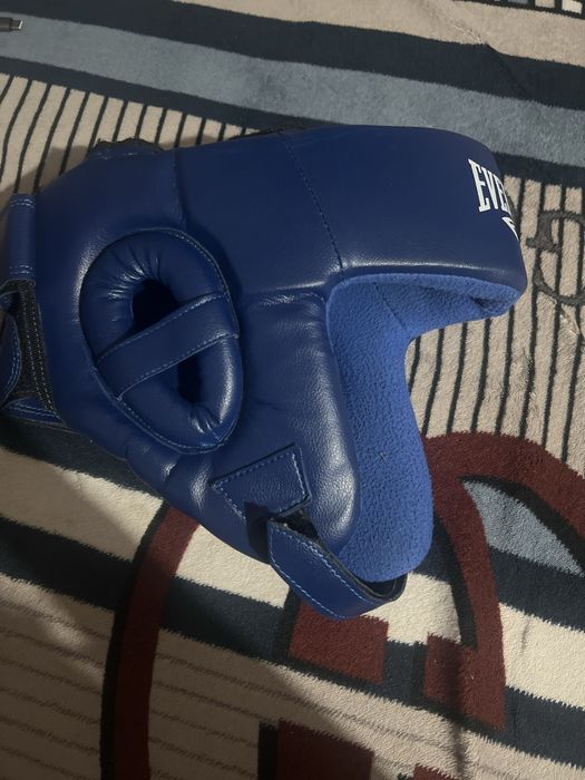 Шлем EVERLAST синий удобный
