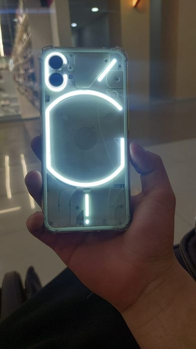Nothing Phone (1)