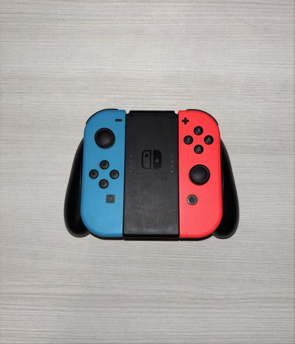 vând nintendo switch