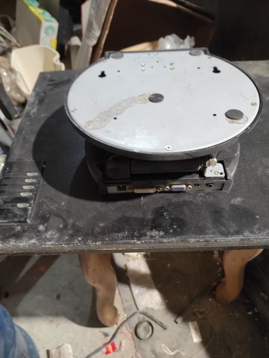 Мониторы разные .