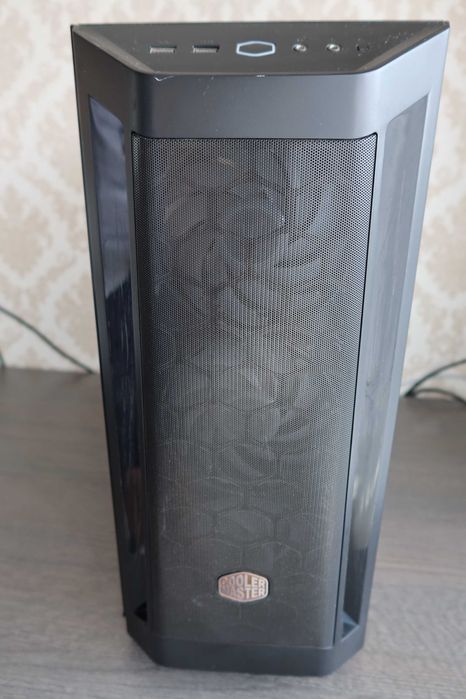 Геймърски компютър ASUS