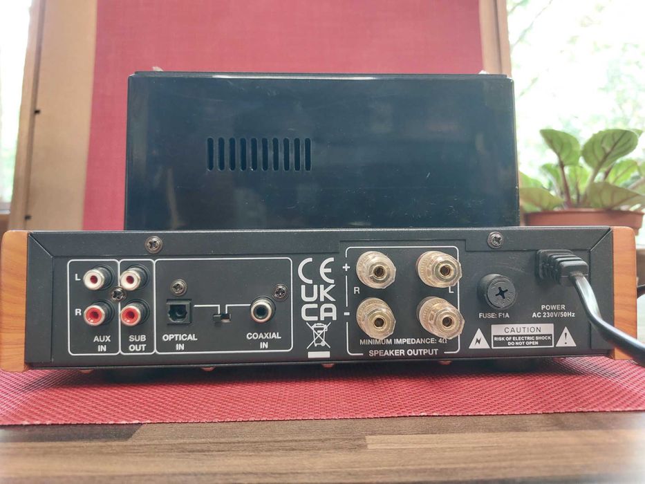 Amp VT Auna усилвател