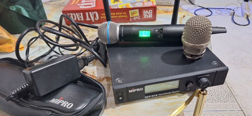 Microfon Mi Pro ACT-500H cu capsulă beta 58 a made in japan