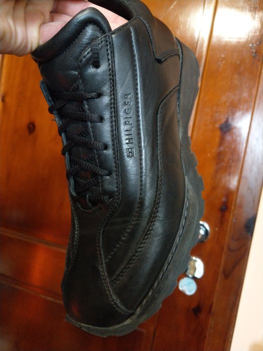 Tommy Hilfiger 42нм. 27,5см.