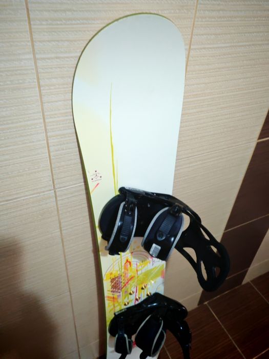 Placa snowboard 148 +legături boots Burton