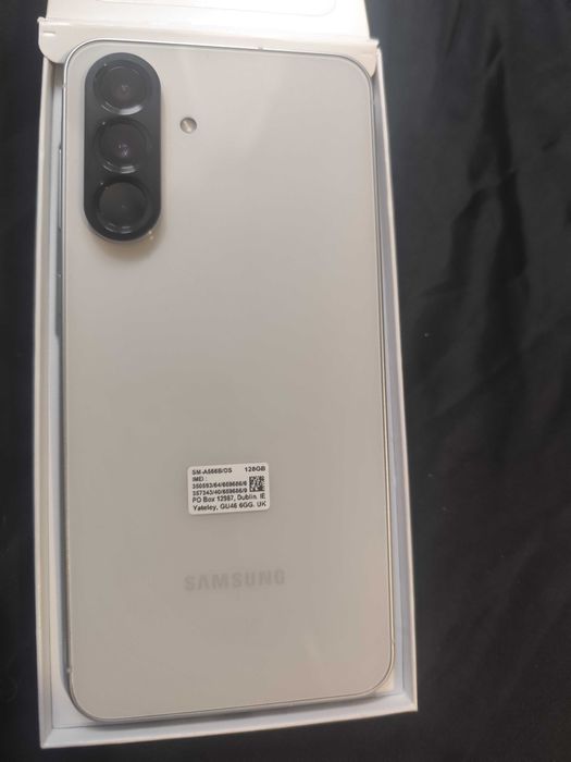 Samsung Galaxy A56 5G 128GB Чисто нов, 36г месеца гаранция
