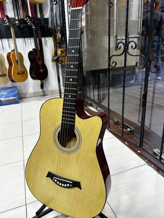 Gitara sher akustik yangi