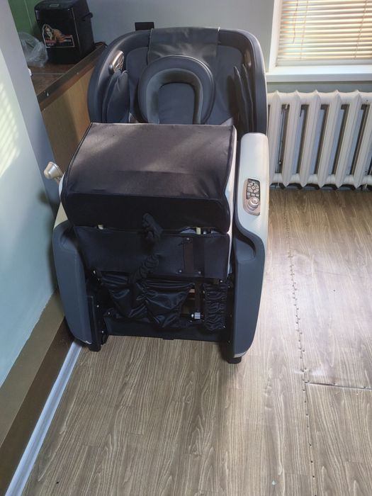 Массажное кресло