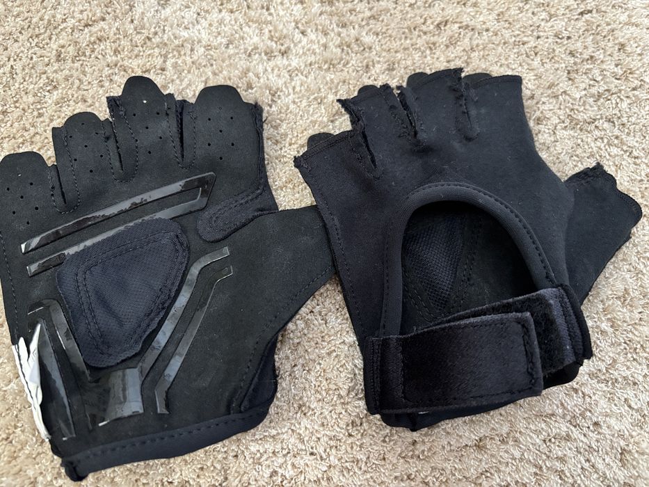 Under armour дамски ръкавици М