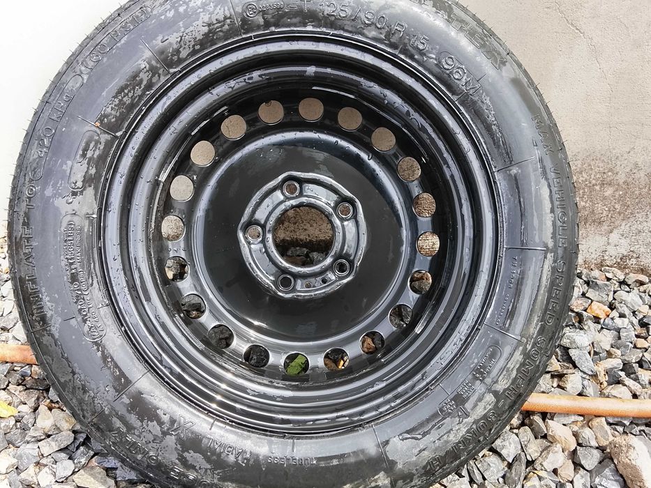 Vind o roata rezerva slim BMW pe 15
