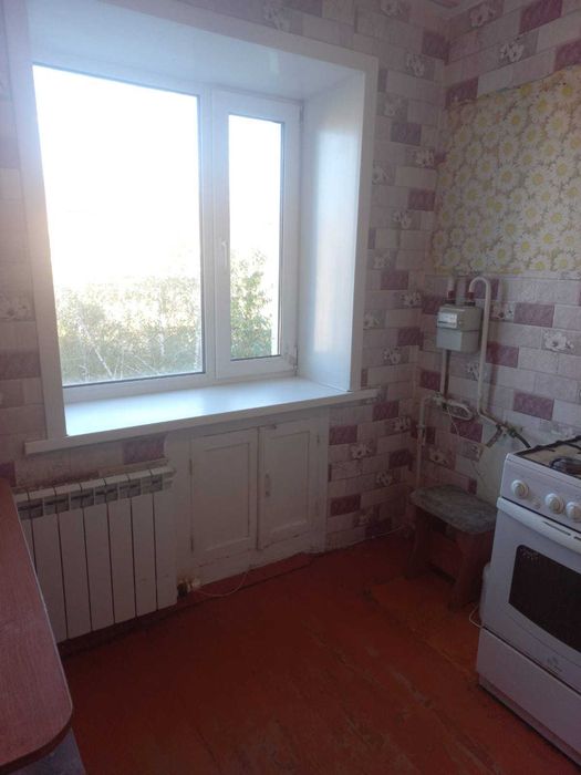 Продам 2 комн. квартиру район кафе  Мороженое