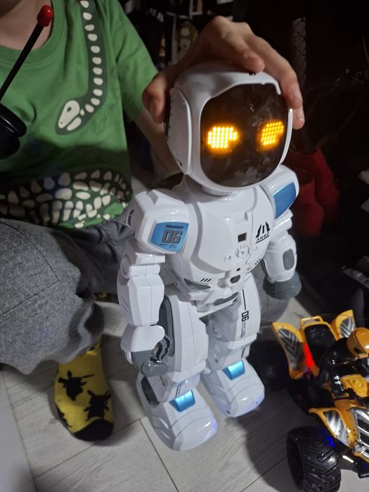 Robot Tech Bot multiple programe