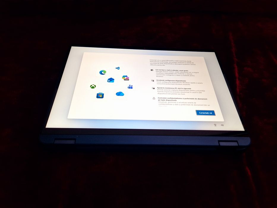 Laptop Lenovo Slim IdealPad 2 în 1