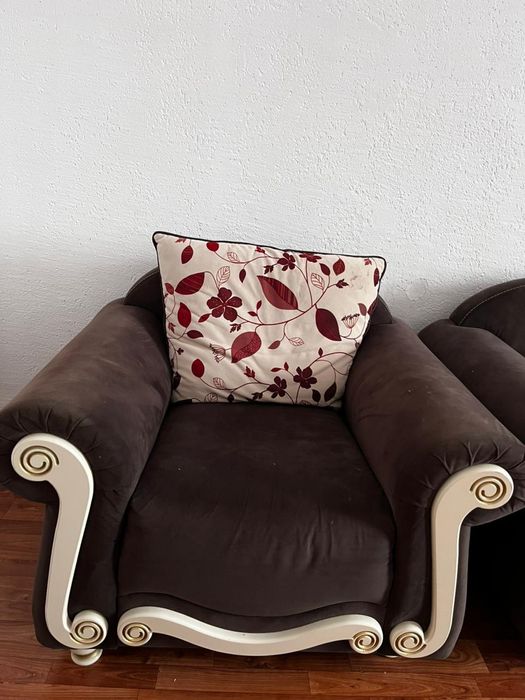 Диван и кресло бу