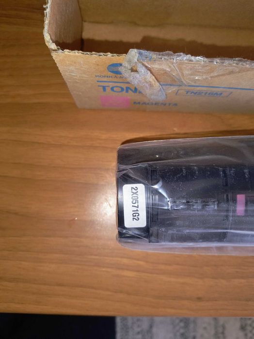 Toner original Konica Minolta TN216M