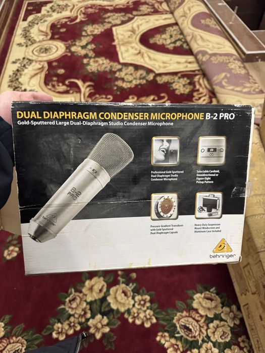 Студийный конденсаторный микрофон Behringer B2 Pro