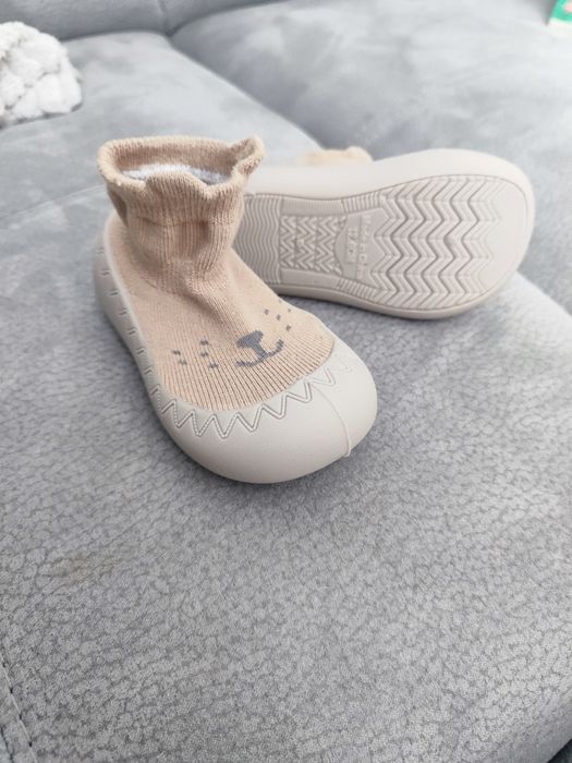 Нови детски обувки