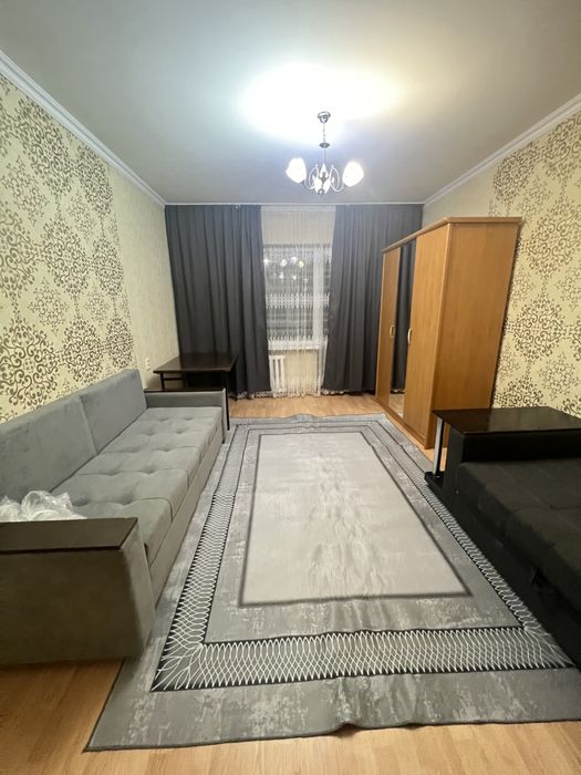 Сдам  срочно 1,5 кв за 140000