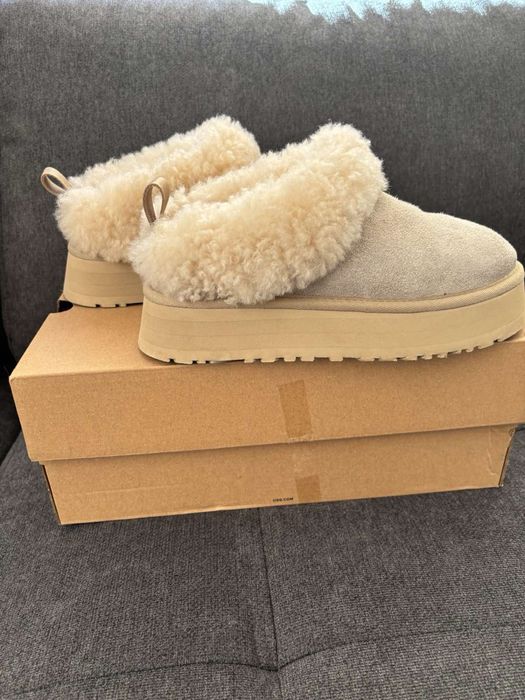 Боти UGG с пух.