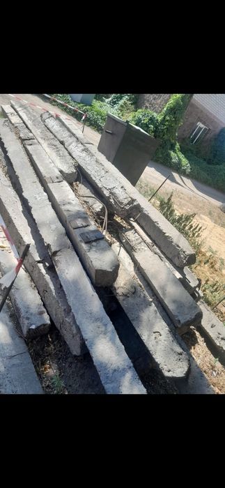 Продам бетонные столбики