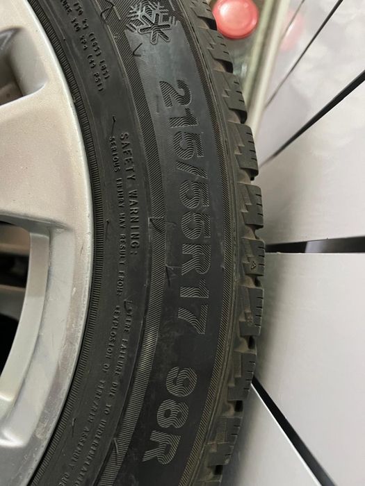 Продам резину с диском от Mercedes