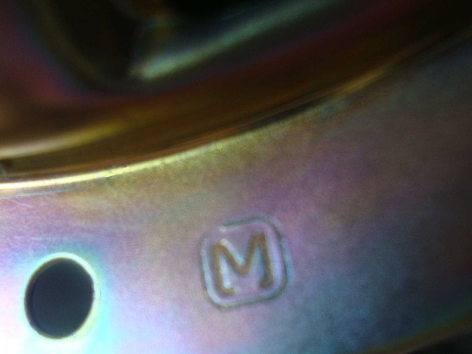 Продавам бас Panasonic