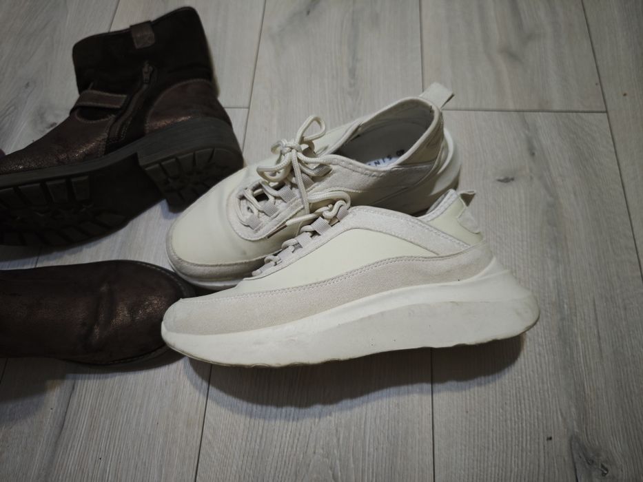 Lot Ghete de iarna imblanite Deichman și adidași Nike Air Thea mărime