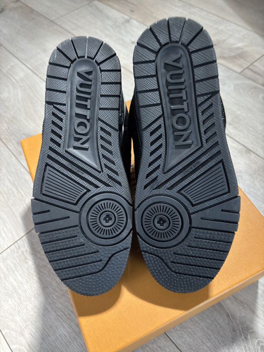 Louis Vuitton Skate Crystal LV